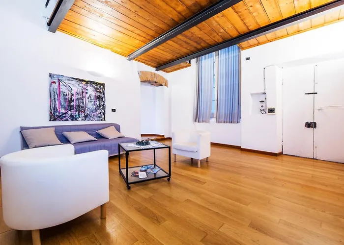 Aurea House By 24 Apartment